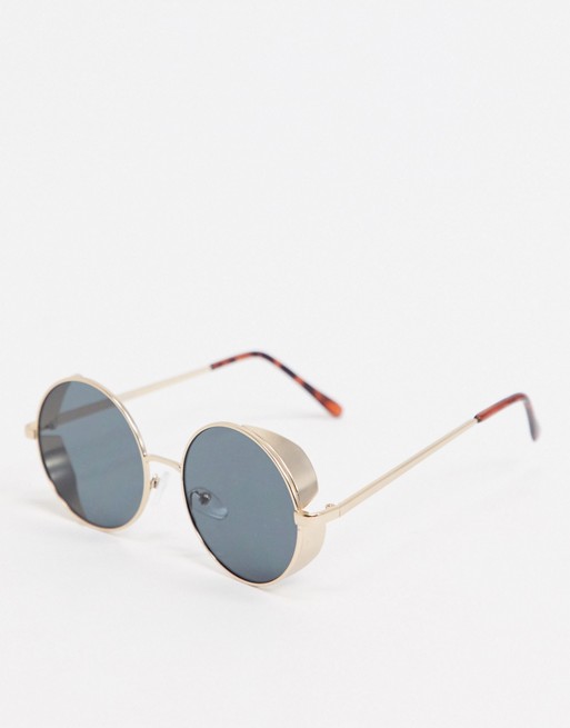 boohooMAN round sunglasses with side cap in gold