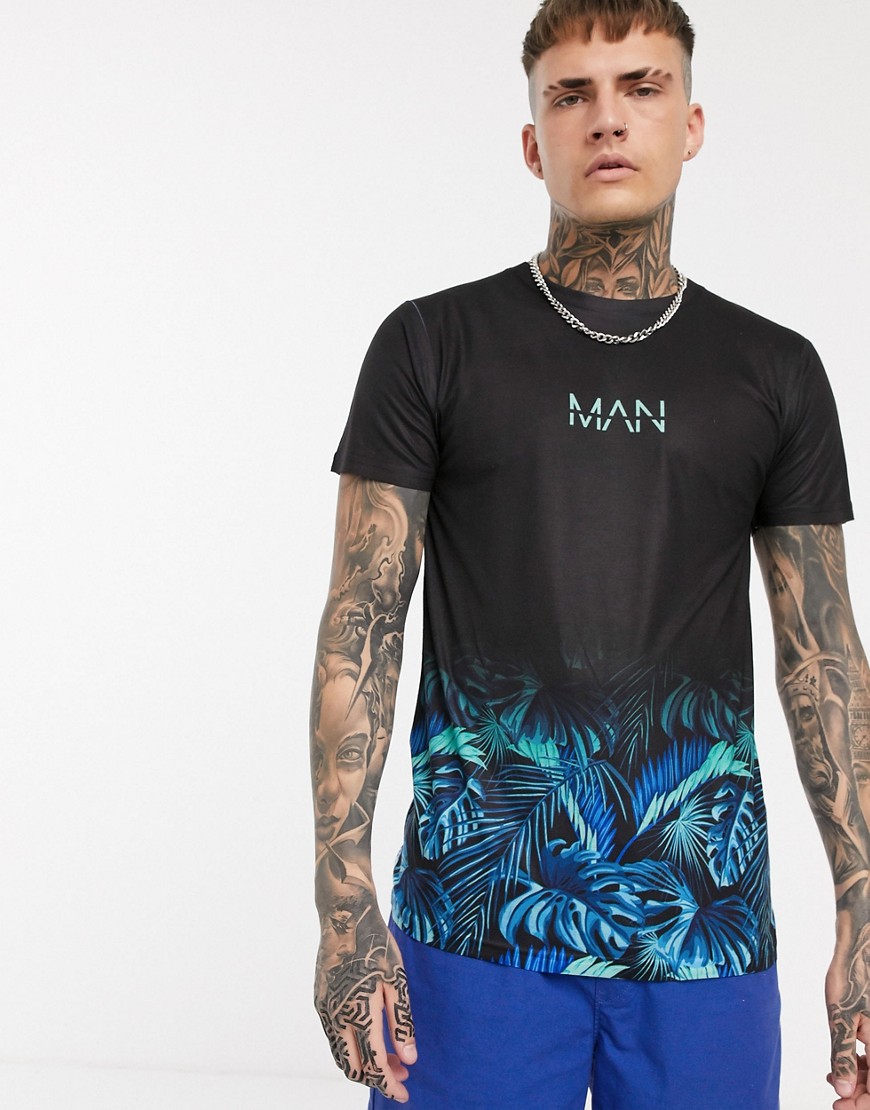 BoohooMAN - T-shirt nera con stampa tropicale sublimata sbiadita-Nero