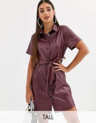 фото Бордовое платье-рубашка из искусственной кожи с поясом missguided tall-красный