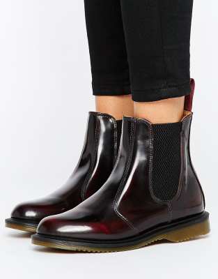 dr martens chelsea boots flora