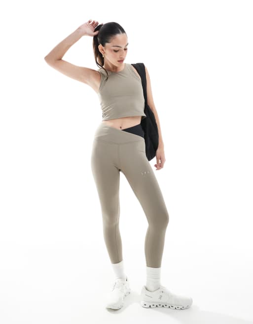 Born Living Yoga - Cleo - Leggings capri color fungo/nero