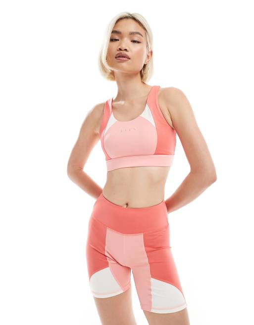 Born Living Yoga – Darana – BH mit hoher Stützfunktion in Sunset Coral, Erdbeereis und Weiß