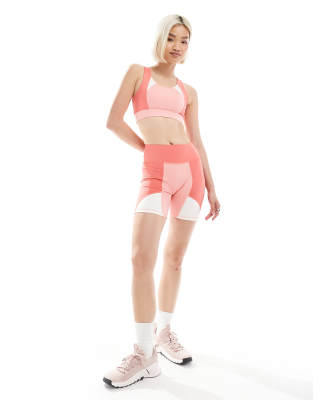 Born Living Yoga - Darana - Shorts in Sonnenuntergang-Koralle/Erdbeereis-Bunt