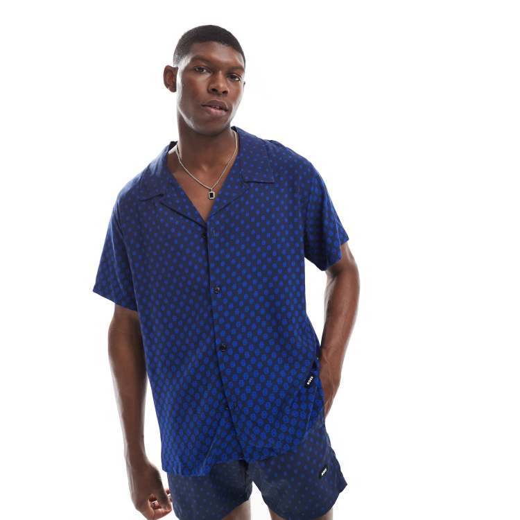 207939138-1-navy?$n_750w$&wid=