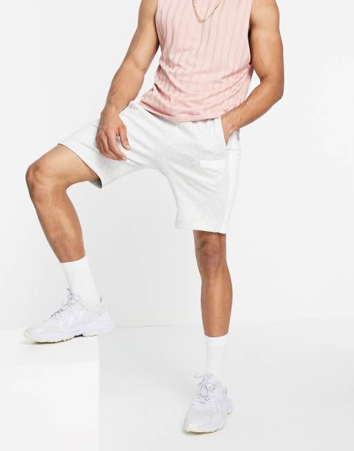 BOSS Athleisure – Headlo Batch – Sweat-Shorts in Grau mit Logo und seitlichem Kontrasteinsatz