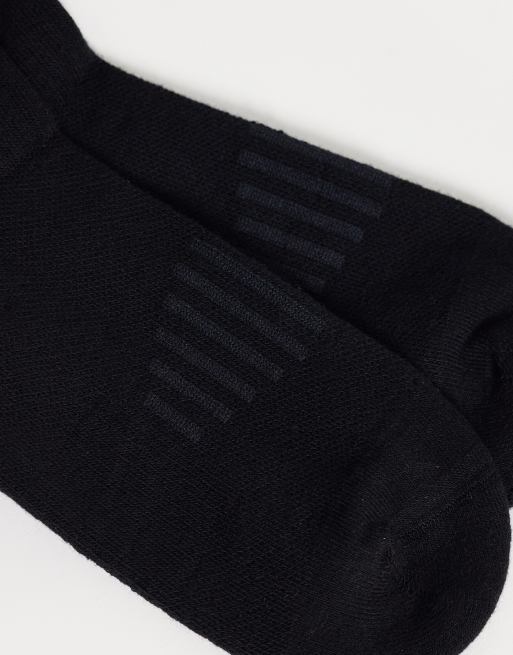 BOSS Bodywear 2-pack sport crew socks in black, 2 of 3