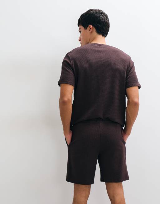 Boss Bodywear co-ord waffle lounge shorts in brown, 2 of 5