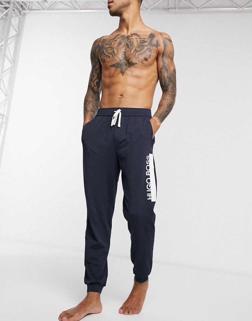 BOSS Bodywear - Identity - Joggers con fondo elasticizzato e logo blu navy in coordinato