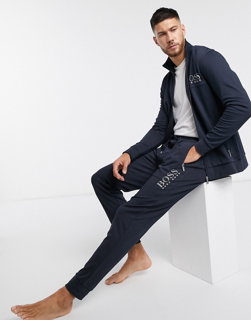 BOSS - Bodywear - Joggingbroek met enkelboorden en metallic logo in marineblauw