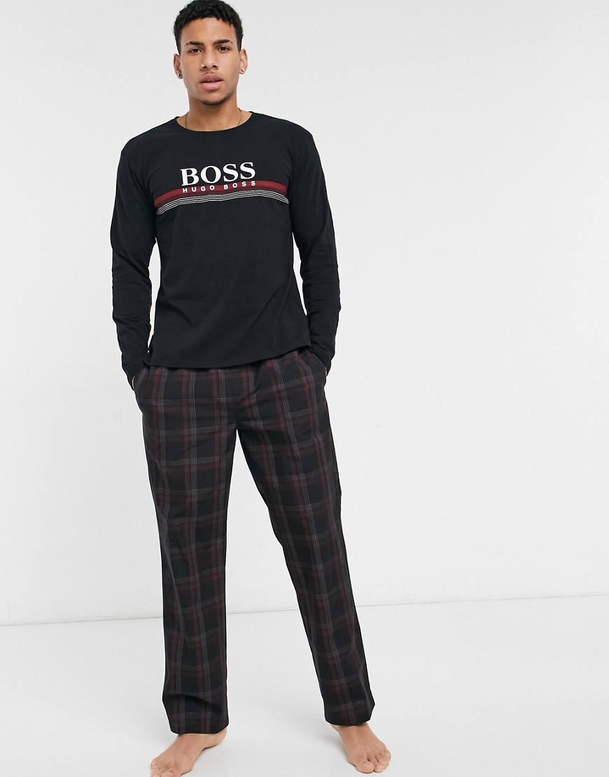 BOSS - Bodywear - Set van T-shirt en broek in zwart en geruit