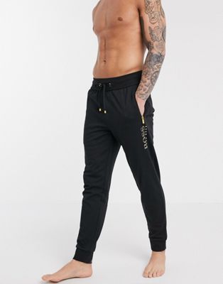 BOSS – Bodywear – Svarta mjukisbyxor med metallic-logga och muddar, del av set