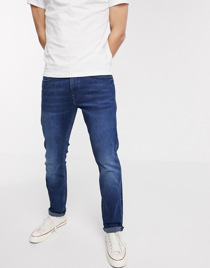Boss – delaware – skinny jeans i mellanblå tvätt
