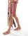 Thumbnail 1 van 5