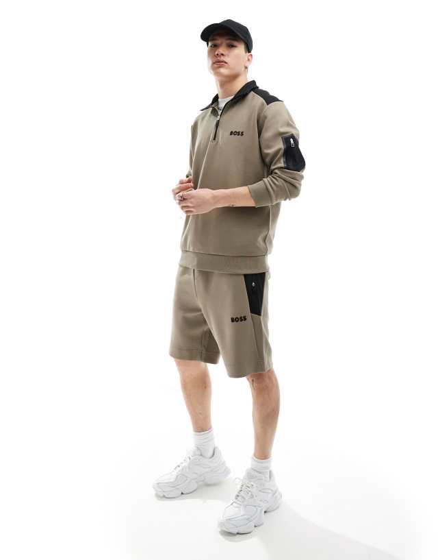 BOSS Green - headlo logo shorts in beige