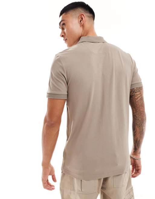 BOSS Green – Paule – Poloshirt in Beige mit Logo, 3 von 4