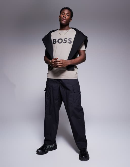 BOSS Green - T-shirt vestibilità classica verde medio con logo, 2 di 4