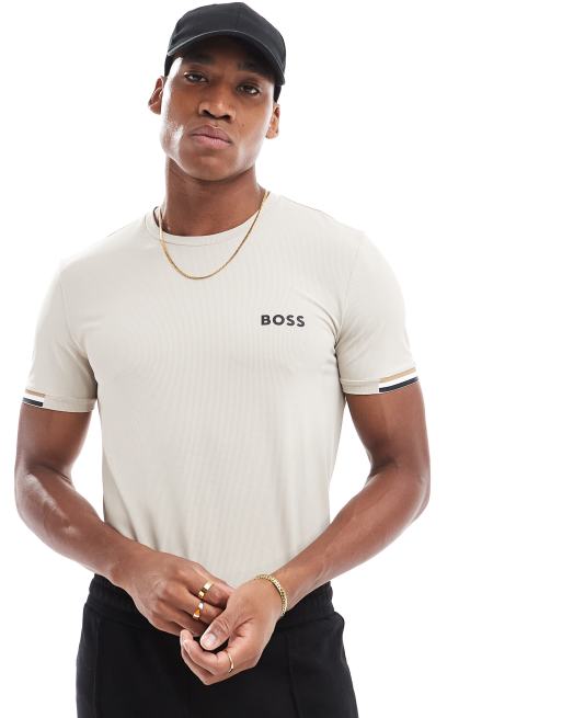 BOSS Green - Tee MB - T-shirt met logo op de borst en mouwen met manchetten in beige