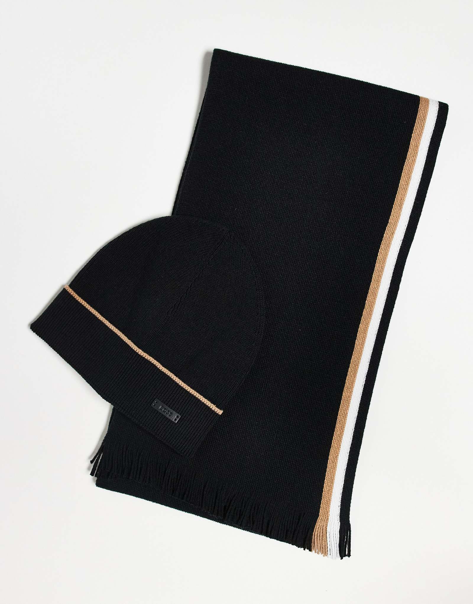 Шарф и шапочка BOSS Henzo черного цвета