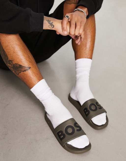 Green hugo boss online sliders