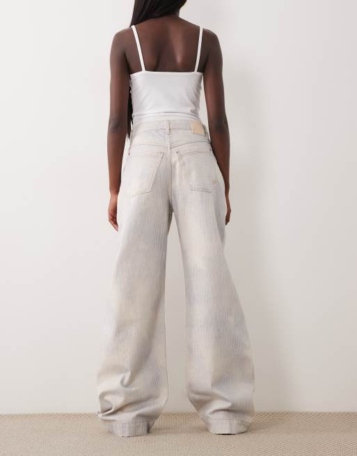 BOSS Orange cargo balloon 2.0 relaxed fit jeans in light blue, 2 of 5