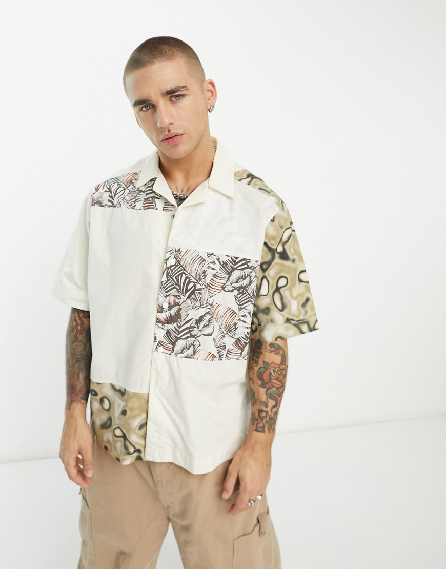 BOSS Orange Lapis 3 relaxed fit short sleeve shirt in light beige with patchwork print-Neutral