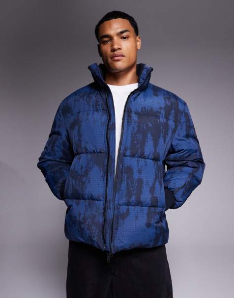BOSS Orange – Oshin – Hochgeschlossene, wattierte Jacke in Marineblau mit Military-Muster - view 1