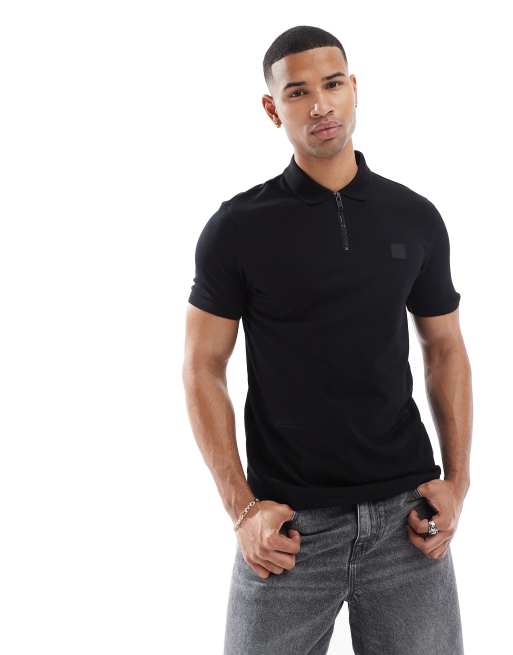 BOSS Orange – Passertip – Schmal geschnittenes Polohemd in Schwarz mit farblich abgestimmtem Logo, 4 von 4