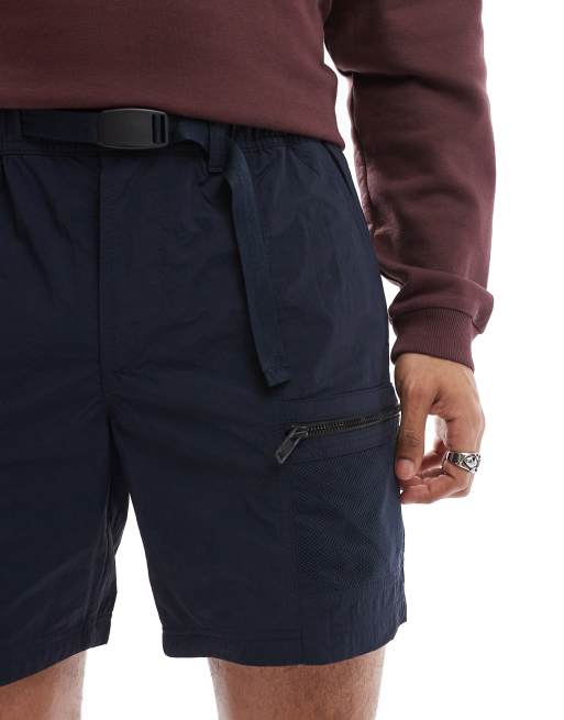 BOSS Orange - Sal - Pantaloncini cargo tecnici in nylon color blu navy con cintura e linguetta, 3 di 5