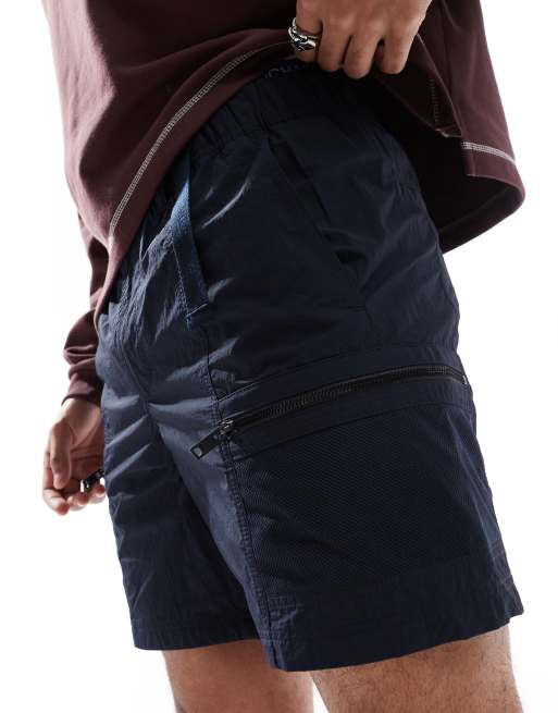 BOSS Orange - Sal - Pantaloncini cargo tecnici in nylon color blu navy con cintura e linguetta, 5 di 5