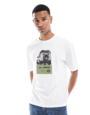 t-shirt with car chest graphic in white