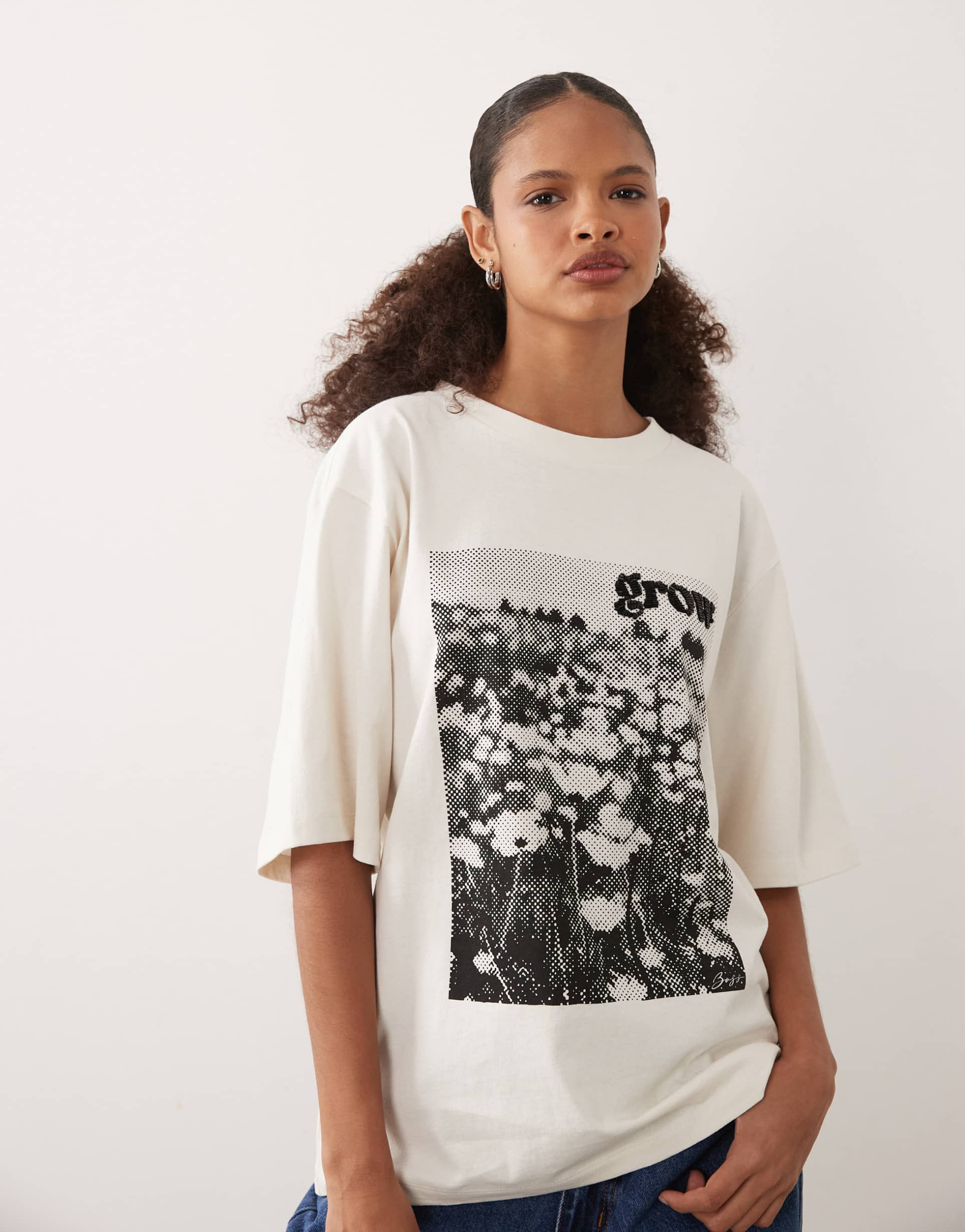 boss orange t-shirt with flower print in cream