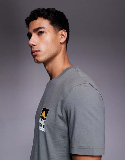 BOSS Orange teplain chest logo t-shirt in dark grey, 4 of 5