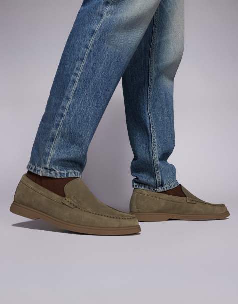 BOSS – Sienne – Loafer aus Veloursleder in Khakibeige - view 1