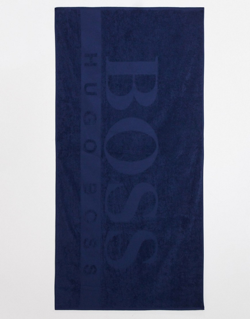 BOSS - Strandlaken met logo in marineblauw
