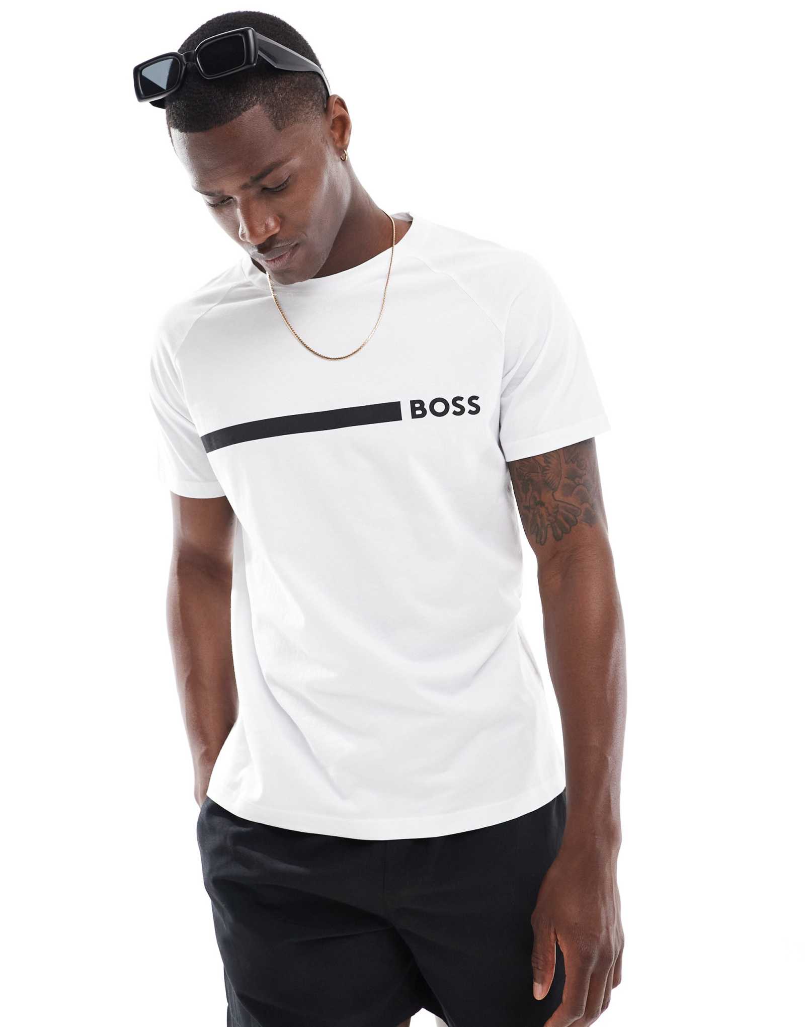 Облегающая футболка BOSS Swimwear белого цвета