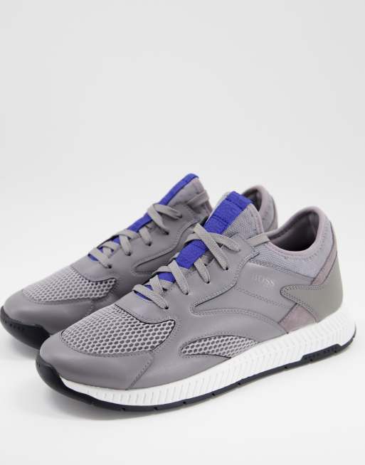 BOSS – Titanium Runn – Sneaker mit reflektierenden Details und leichter Sohle in Grau