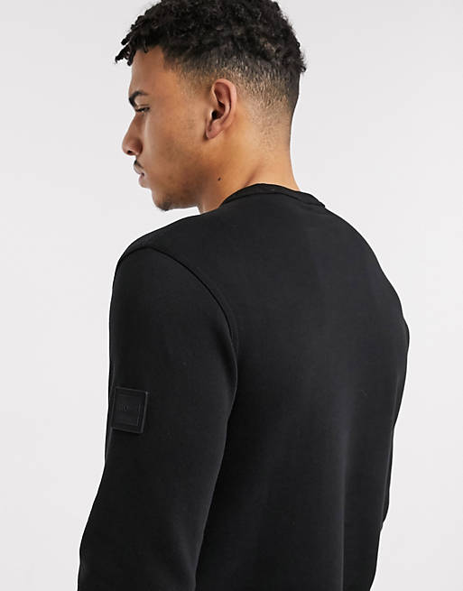 Zelfgenoegzaamheid club Uitputting BOSS - Walkup 1 - Sweater met ronde hals en logo op de arm in zwart | ASOS