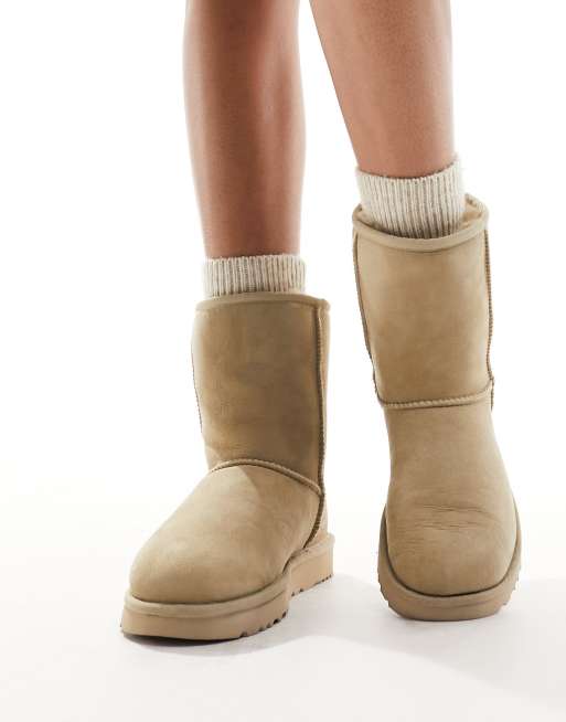 Botas beis Classic Short II de UGG ASOS