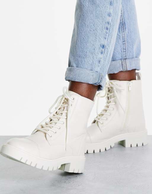 Botas blancas con cordones new arrivals