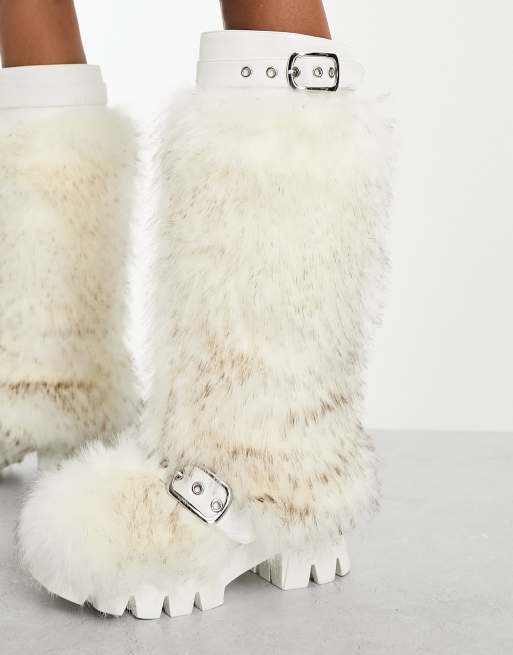 Botas blancas por la rodilla de tejido mullido Tommie de Azalea Wang, 2 de 4