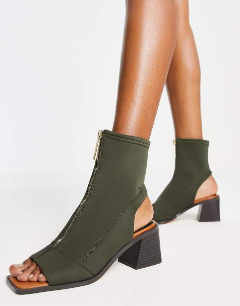 Botas caquis estilo calcetín de tacón con puntera abierta de River Island - view 1