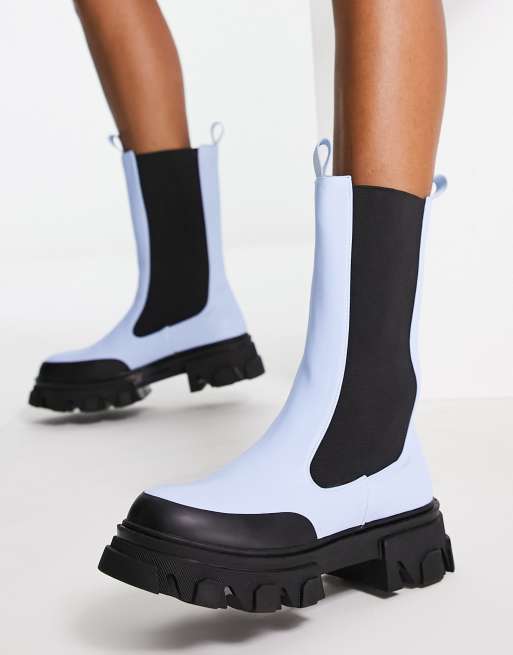 Chelsea azules de caña media con en contraste Kira exclusivas de Public | ASOS