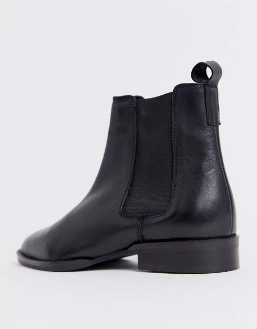 Botas Chelsea de cuero y corte ancho en negro April de ASOS DESIGN, 4 de 4