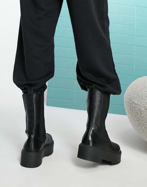 Botas chelsea de suela gruesa en negro de ASOS DESIGN, 2 de 4