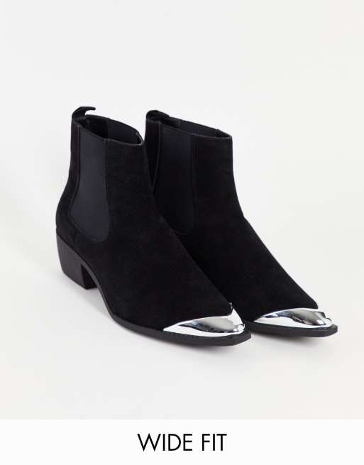 Botas Chelsea negras de estilo western de antelina con tacón cubano y puntera metalizada de ASOS DESIGN Wide Fit