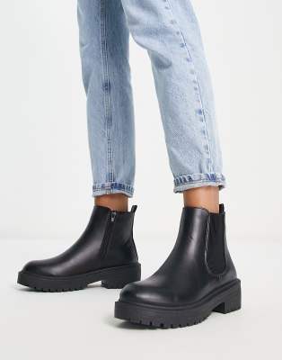 Botas Chelsea negras planas con suela gruesa de New Look | ASOS