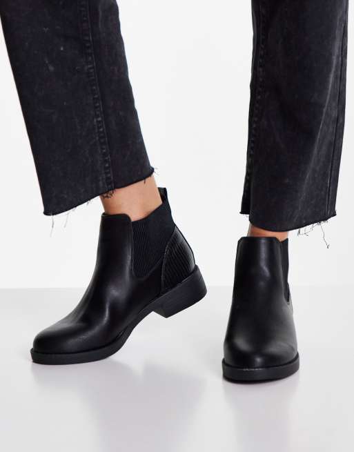 Botas chelsea negras planas de New Look