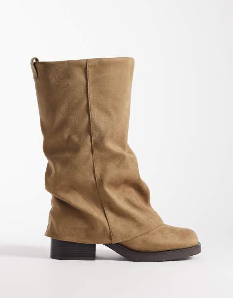 Botas color arena de caña holgada plegada Carrie de ASOS DESIGN Curve - view 1