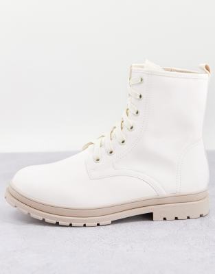 Botas color crema con suela gruesa y cordones de Rule London