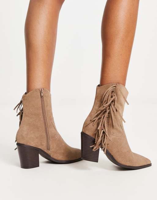 Botas color topo estilo wéstern con flecos de microante Redwood de ASOS DESIGN, 2 de 4